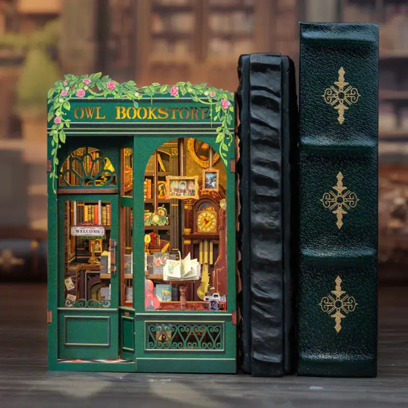 CC DIY Book Nook Kit: Owl Bookstore