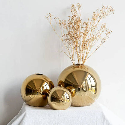 CC Round Gold Vases