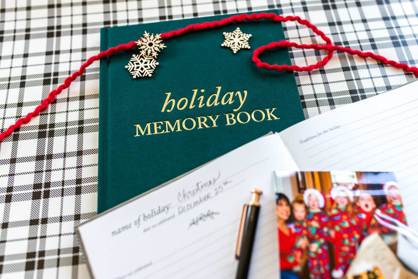 CC Holiday Memory Book & Family Keepsake | Christmas Gift